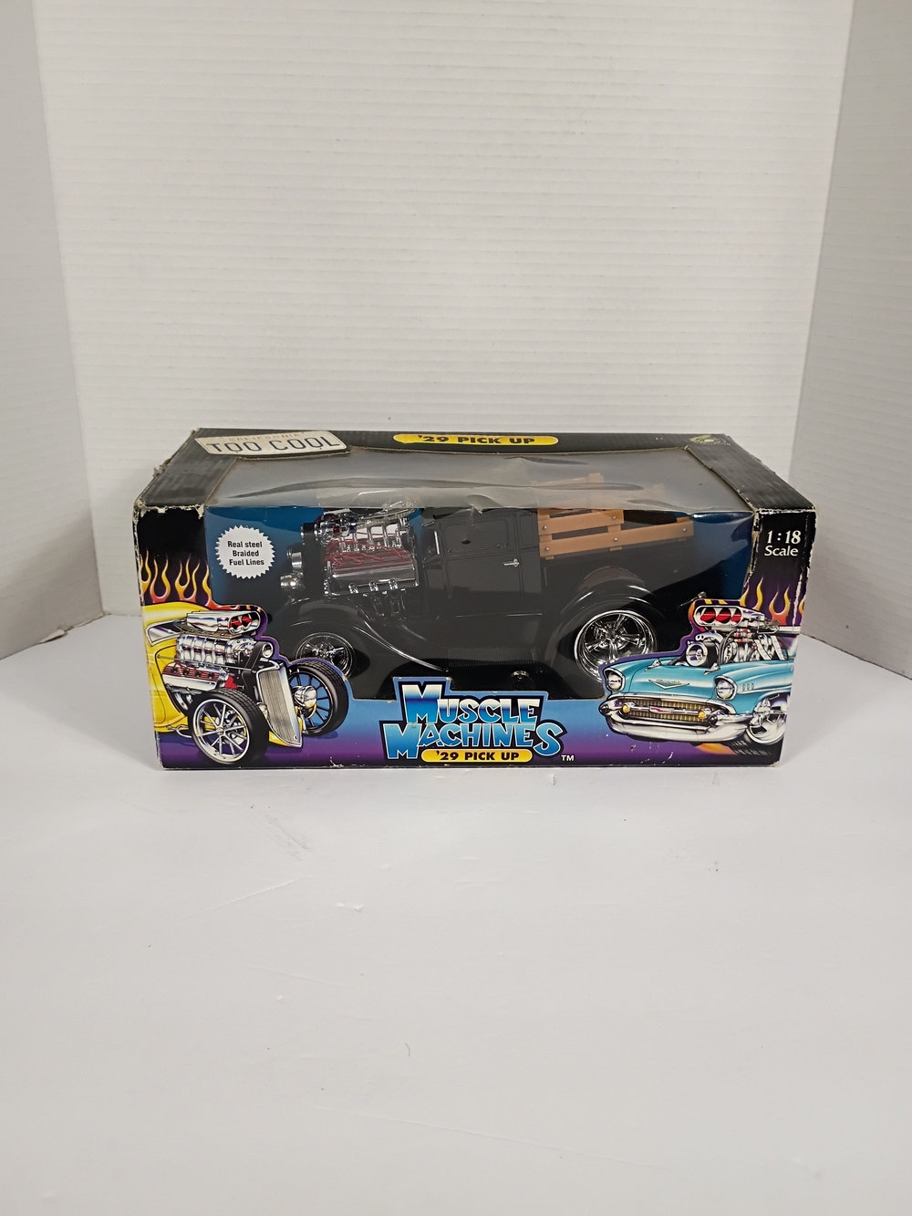 Muscle Machines 1929 '29 Ford Model A Pickup Truck Custom Rod 1:18 Scale Diecast